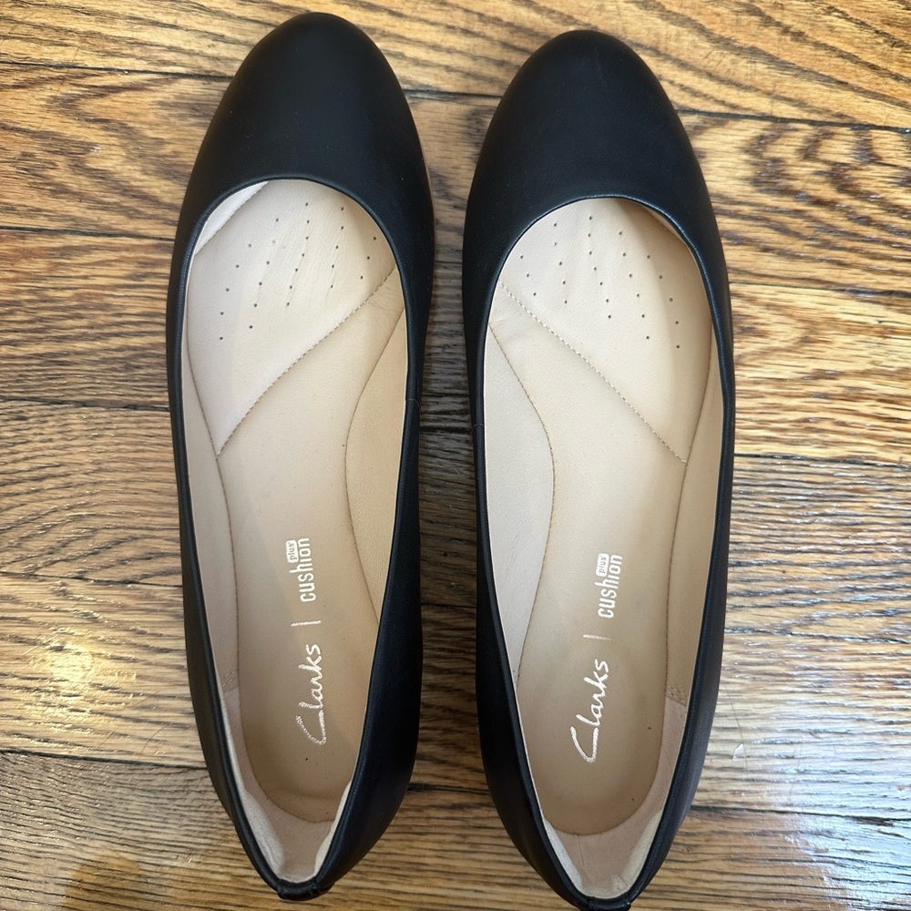 Brand new Clark’s flats